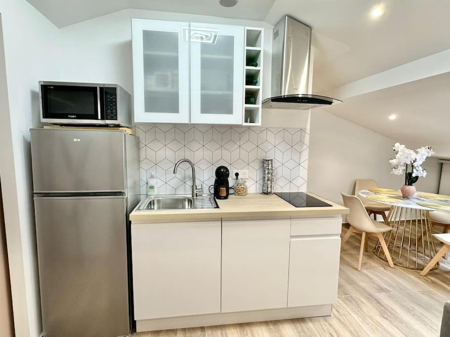 Appartement Climatise - 2min Plage-tram-restaurant Nice